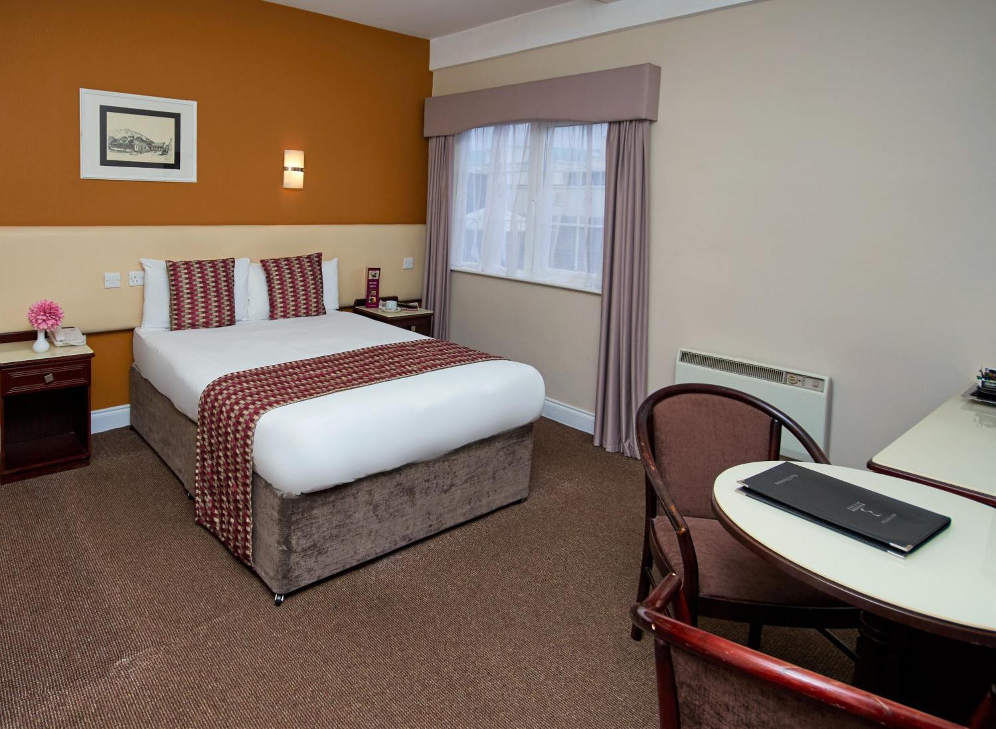 Eviston House Hotel Килларни Номер фото